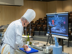 Online Demonstration by Chef Andreas Muller